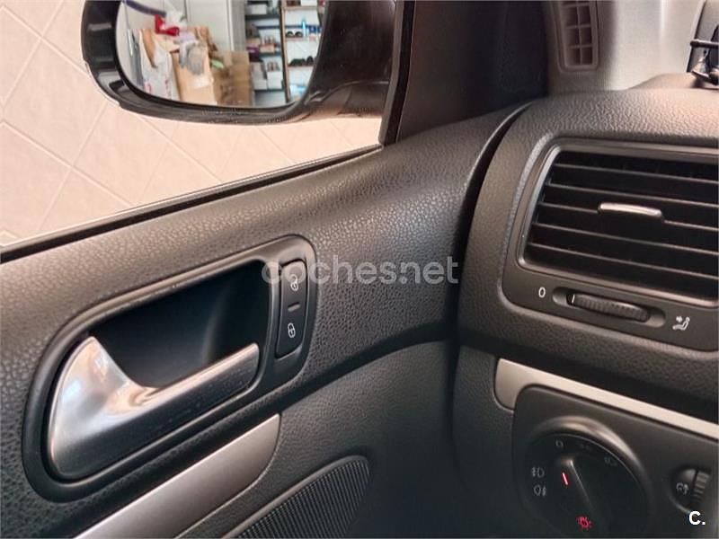Usado VW Golf V Advance 140 CV (102 kW) 2007 Negro Familiar