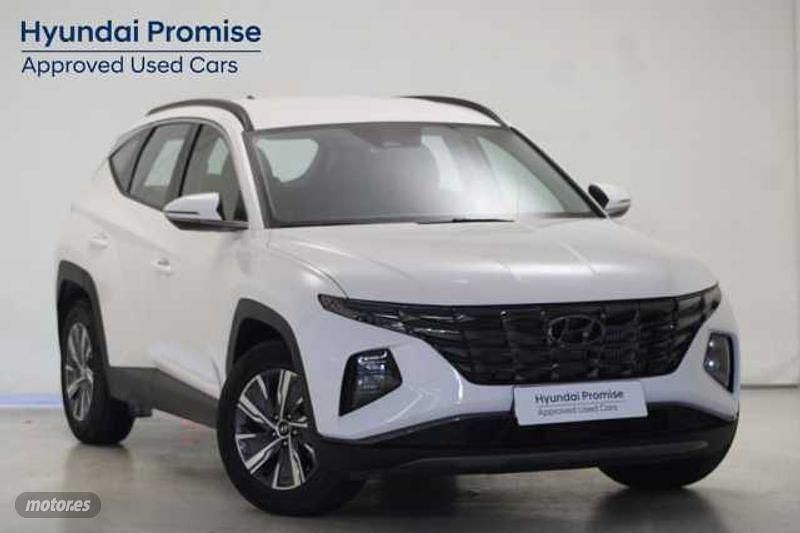 Usado Hyundai Tucson 150 CV (110 kW) 2023 Atlas white SUV