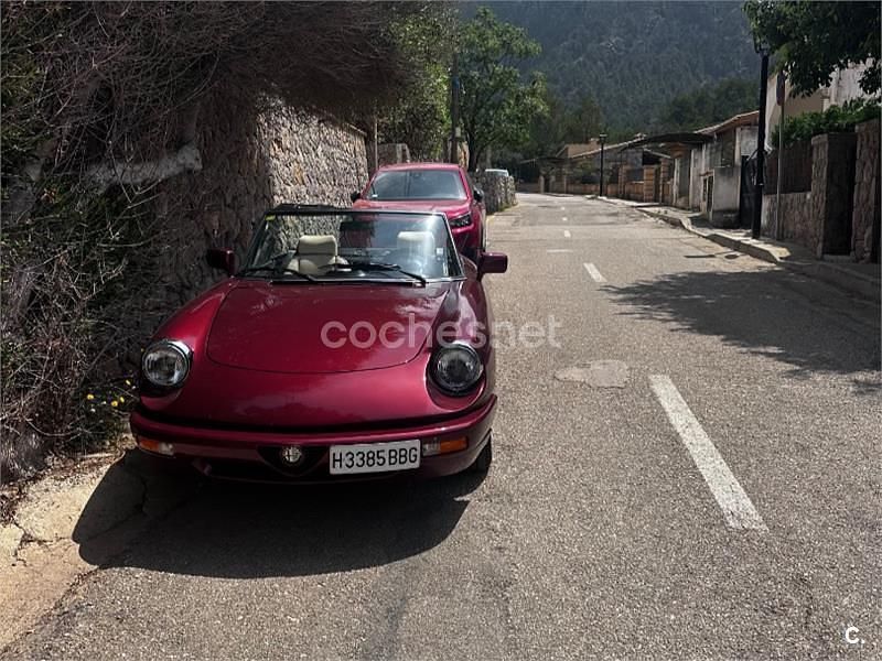 Usado Alfa Romeo Spider 128 CV (94 kW) 1990 Granate Descapotable