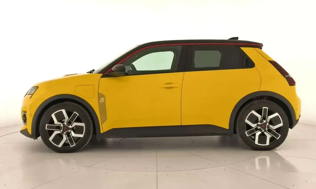 Usado Renault Mégane Techno 110 kW (150 CV) 2025 Utilitario