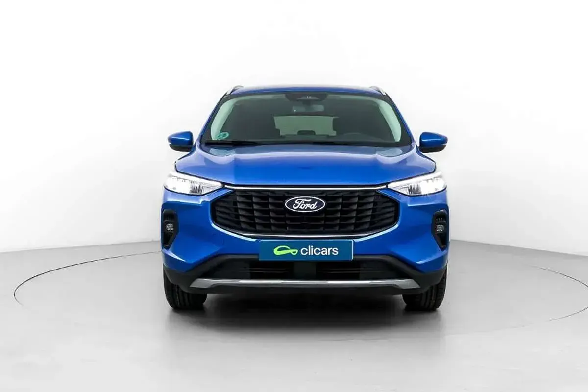 Usado Ford Kuga Titanium 150 HP (110 kW) 2025 Azul SUV