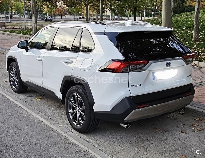 Usado Toyota RAV4 Hybrid Advance 218 CV (160 kW) 2023 Blanco SUV