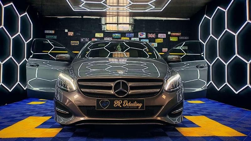 Plateado Usado 2015 Mercedes B200 Monovolumen | 10.999 € (Buen precio) - Imagen 1/4