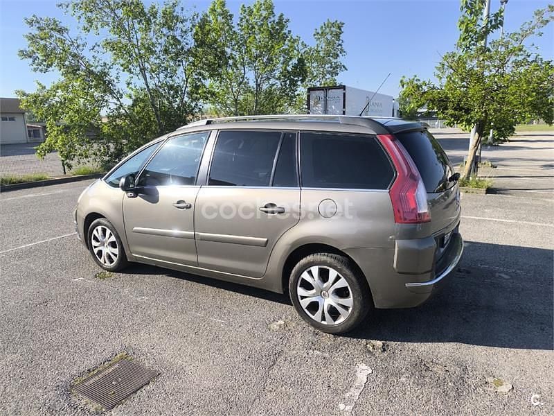 Usado Citroën C4 Picasso Seduction 112 CV (82 kW) 2012 Beige Monovolumen