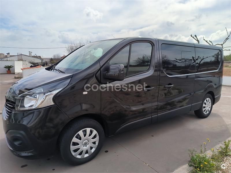 Usado Renault Trafic Equilibre 110 CV (80 kW) 2021 Negro Monovolumen