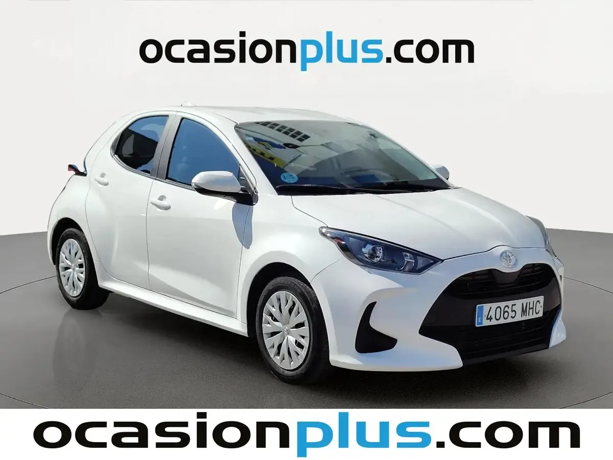 Usado Toyota Yaris Edition 125 CV (91 kW) 2023 Blanco Utilitario