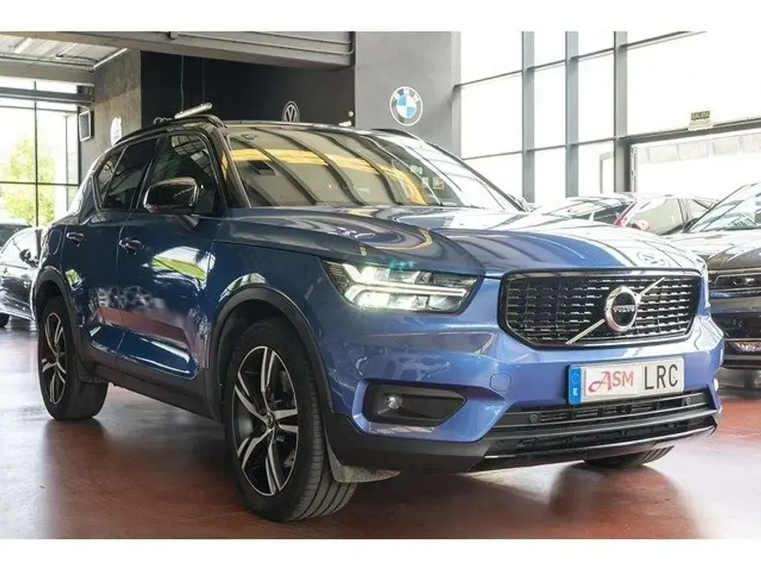 Usado Volvo XC40 R-Design 262 CV (192 kW) 2021 Gris SUV
