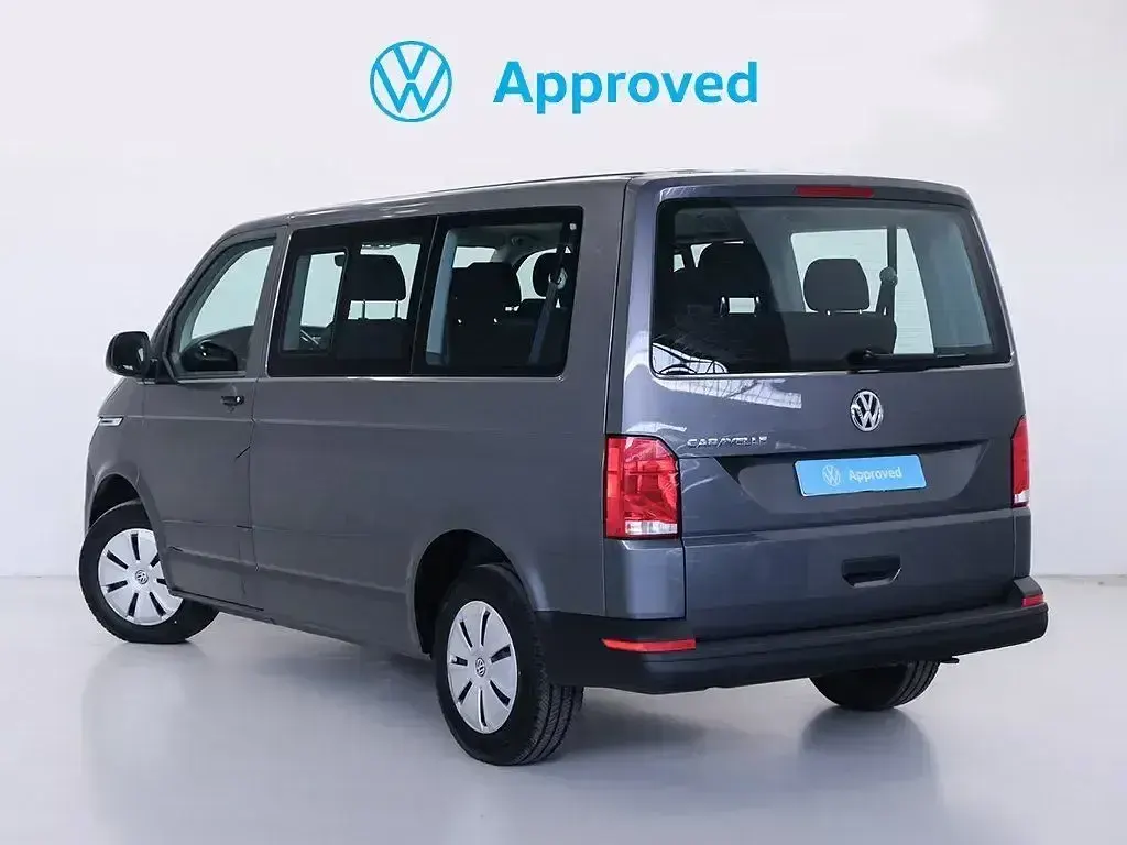 Usado VW Caravelle 150 CV (110 kW) 2023 Gris Van