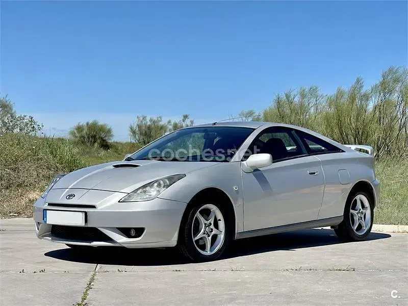 Usado Toyota Celica 143 CV (105 kW) 2005 Gris / plata Coupe