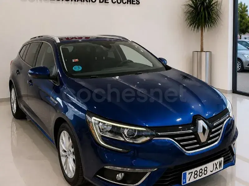 Usado Renault Mégane GrandTour Zen 130 CV (95 kW) 2017 Azul Familiar