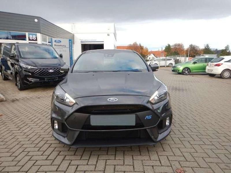 Usado Ford Focus RS 257 CV (189 kW) 2017 Negro Berlina