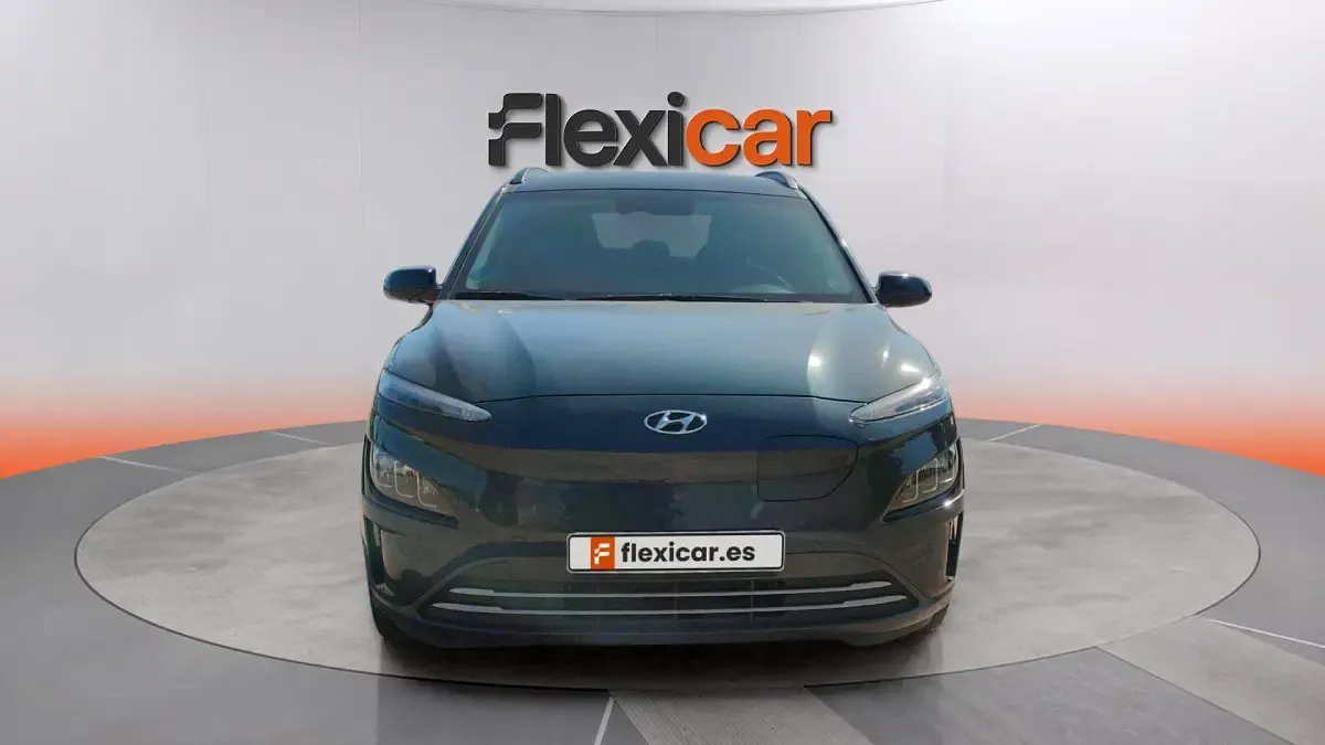 Usado Hyundai Kona Style 150 kW (204 CV) 2023 Gris SUV