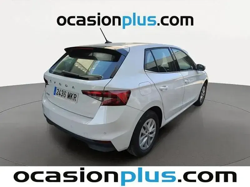 Usado Skoda Fabia Ambition 80 CV (58 kW) 2023 Blanco Utilitario