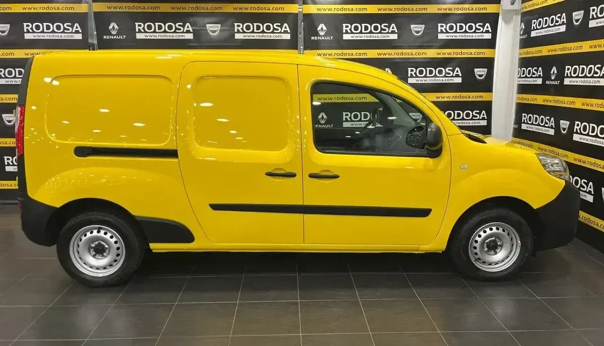 Usado Renault Kangoo 95 CV (69 kW) 2019 Amarillo Berlina