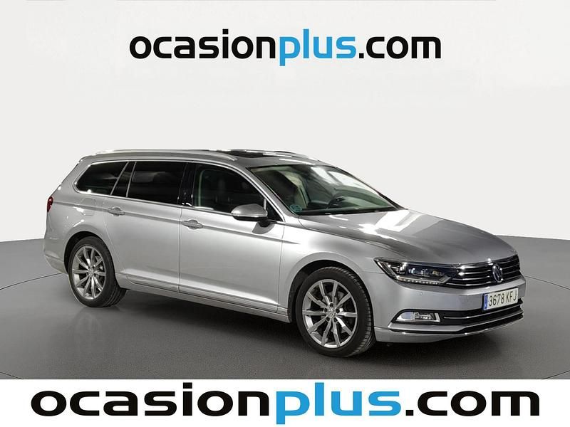 Usado VW Passat Sportline 190 HP (139 kW) 2017 Cinzento Carrinha
