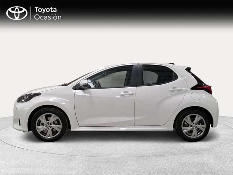 Usado Toyota Yaris Hybrid Active 116 CV (85 kW) 2025 Blanco Utilitario