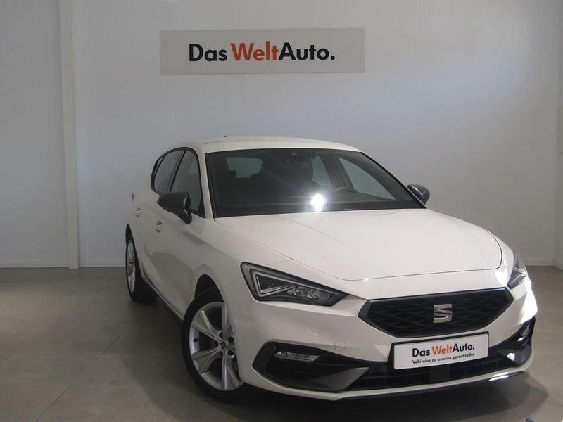 Blanco Usado 2022 Seat Leon FR Utilitario | 21.500 € (Precio justo) - Imagen 1/4