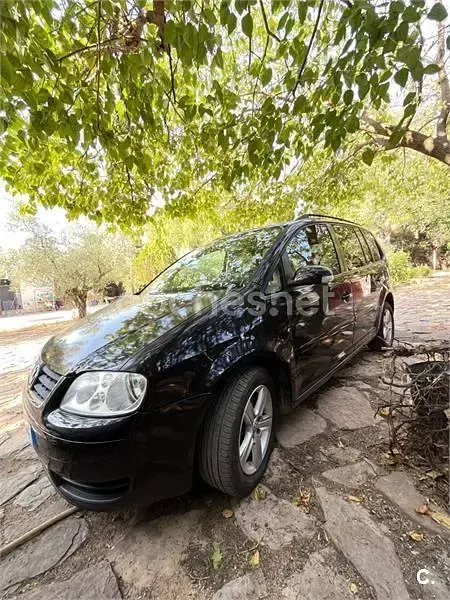 Usado VW Touran Advance 136 CV (100 kW) 2005 Negro Monovolumen