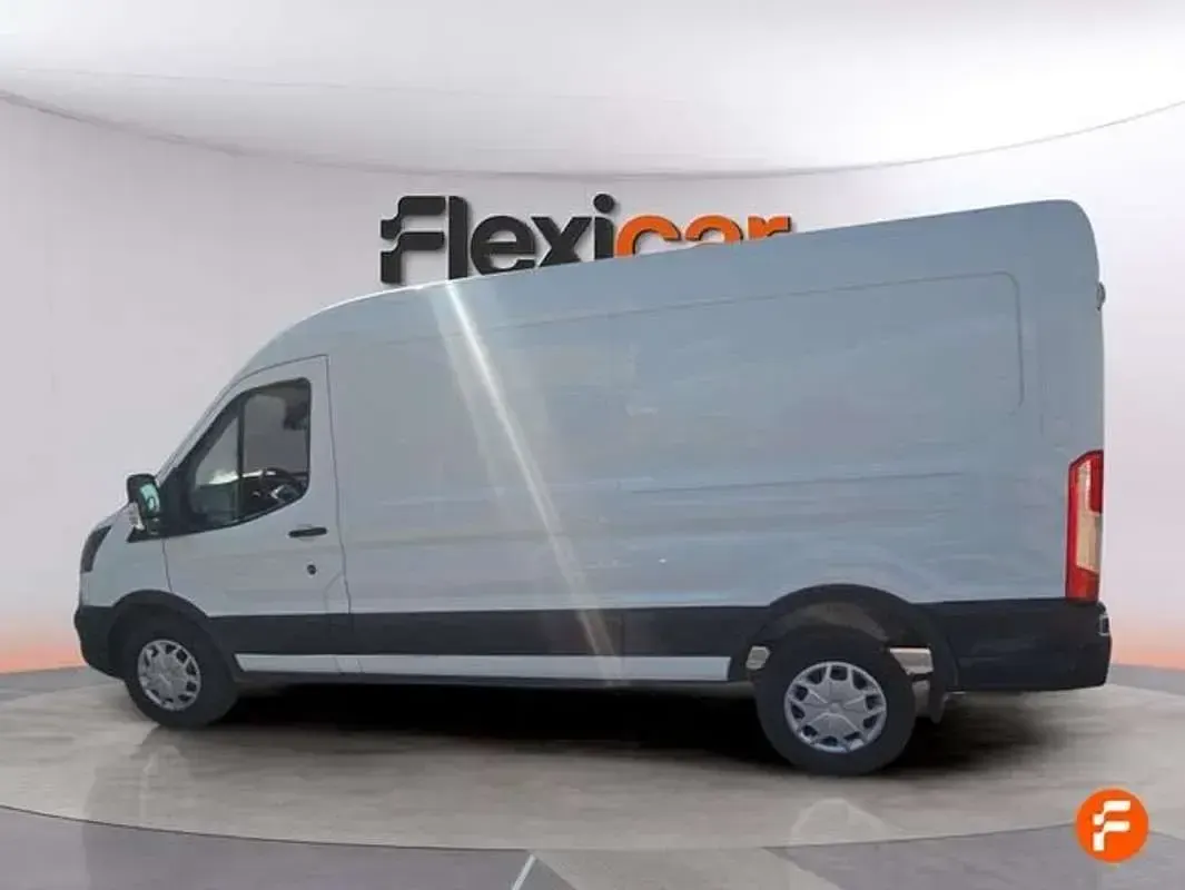 Usado Ford Transit Trend 101 CV (74 kW) 2020 Blanco Van