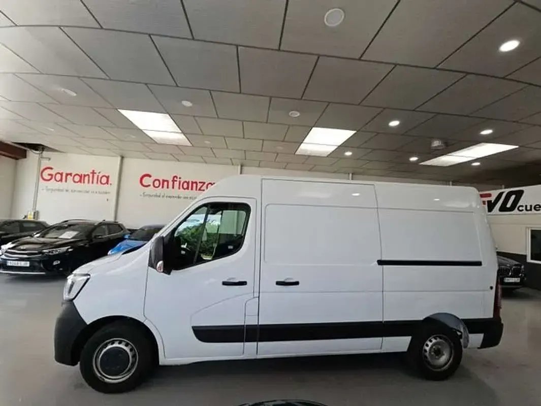 Usado Renault Master 150 CV (110 kW) 2020 Blanco Monovolumen