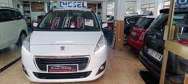 Usado Peugeot 5008 Active 119 CV (87 kW) 2014 Blanco Monovolumen
