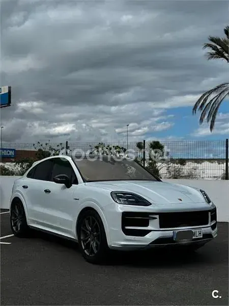 Usado Porsche Cayenne E-Hybrid Coupe Black Edition 470 CV (345 kW) 2024 Blanco SUV