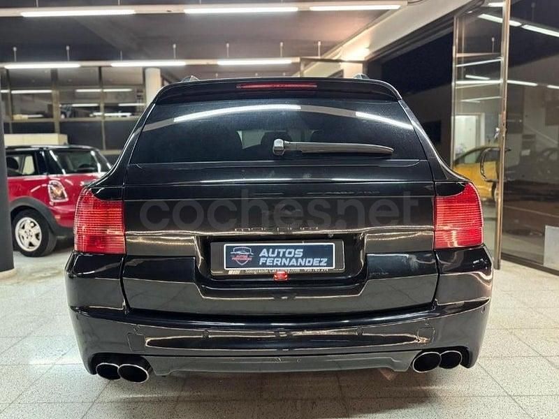 Usado Porsche Cayenne Turbo 450 CV (330 kW) 2005 Negro SUV