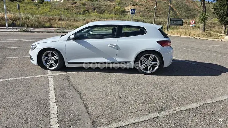 Usado VW Scirocco 160 CV (117 kW) 2009 Blanco Coupe