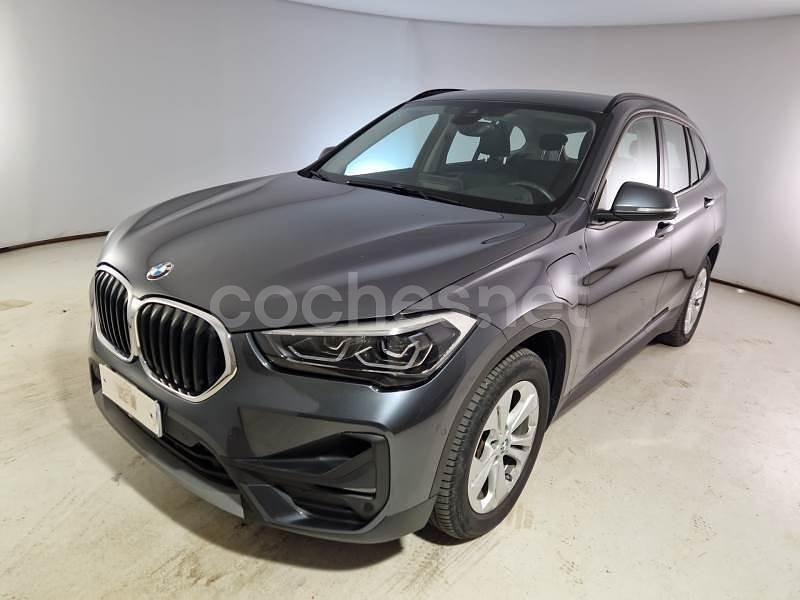 Gris / plata Usado 2021 BMW X1 Advantage SUV | 20.900 € (Buen precio) - Imagen 1/4