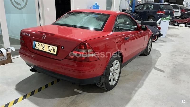 Usado Mercedes SLK230 193 CV (141 kW) 1998 Rojo Descapotable