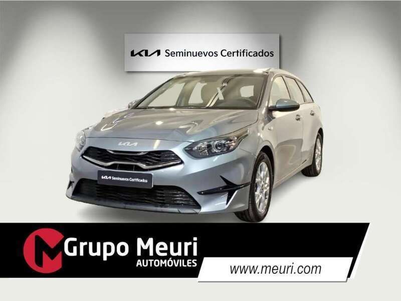 Plateado Usado 2023 Kia Ceed Familiar | 20.659 € (Precio justo) - Imagen 1/4