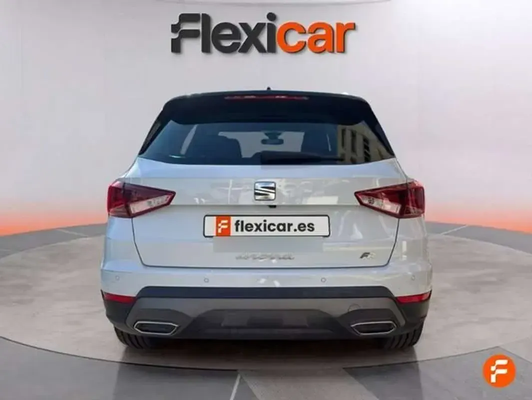 Occasion Seat Arona FR 90 ch (66 kW) 2024 Gris SUV
