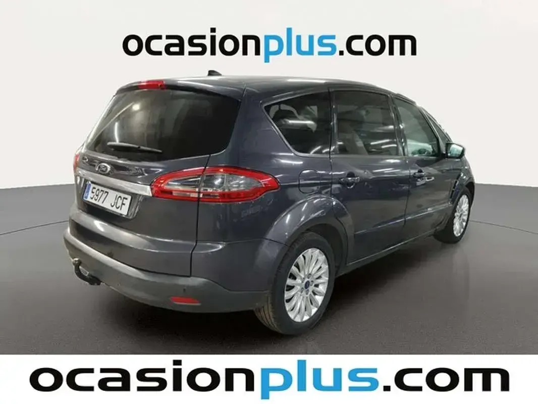 Używany Ford S-MAX Limited 140 KM (102 kW) 2015 Szary Minivan