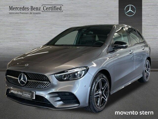 Gris montaña Usado 2024 Mercedes B250e AMG line Monovolumen | 40.300 € - Imagen 1/4