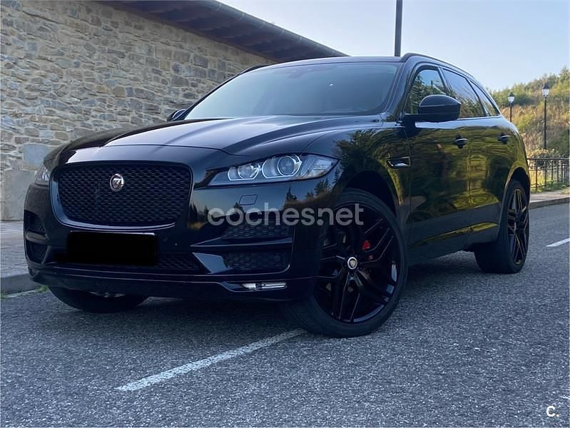 Negro Usado 2016 Jaguar F-Pace R-Sport SUV | 16.999 € (Un poco caro) - Imagen 1/4