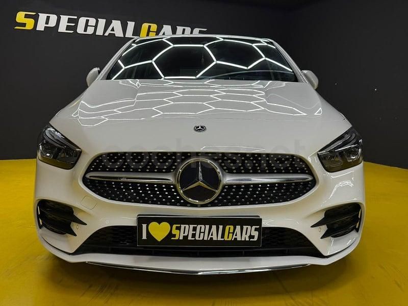 Usado Mercedes B200 150 CV (110 kW) 2021 Blanco Monovolumen