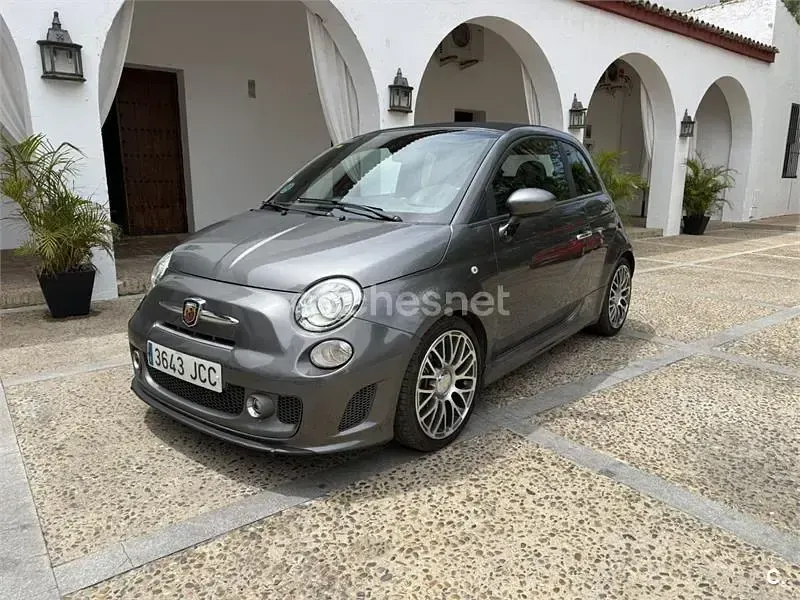 Usado Abarth 595C Turismo 160 CV (117 kW) 2015 Gris / plata Descapotable
