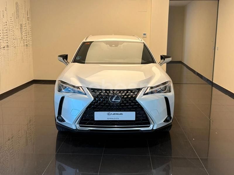 Usado Lexus UX 184 CV (135 kW) 2021 Blanco SUV