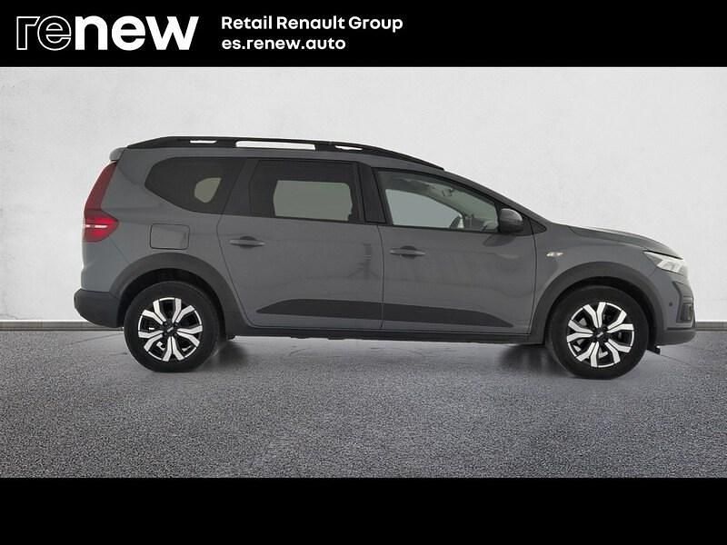 Usado Dacia Jogger Expression 110 CV (80 kW) 2024 Gris Monovolumen