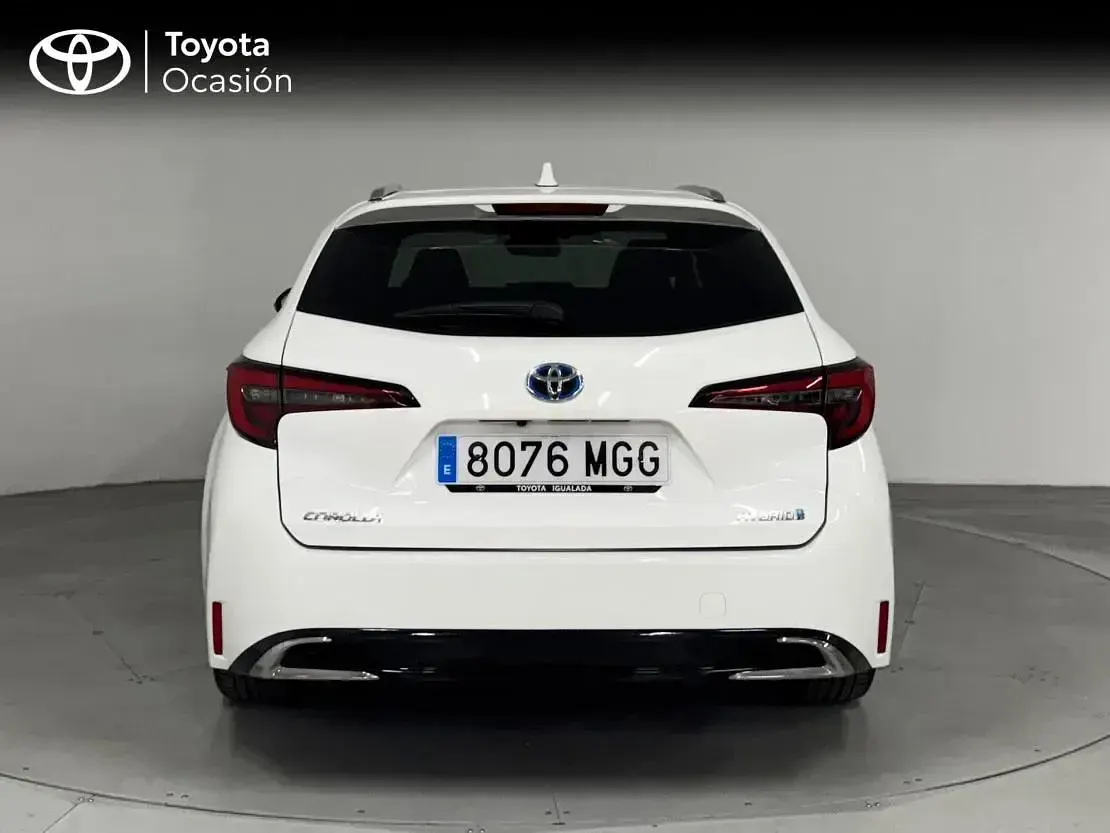 Usado Toyota Corolla Sport 140 CV (102 kW) 2023 Blanco classic Familiar