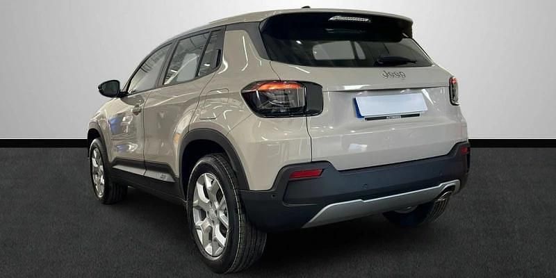 Nuevo Jeep Avenger Altitude 101 CV (74 kW) 2025 Beige SUV