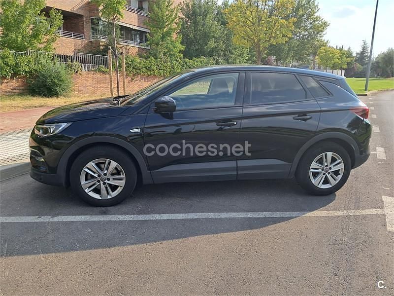 Usado Opel Grandland X Selective 130 CV (95 kW) 2020 Negro SUV