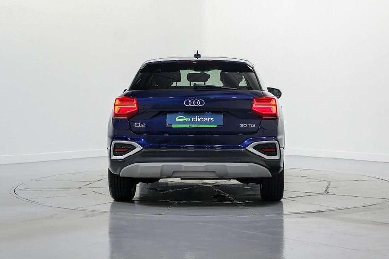 Usado Audi Q2 Advanced Plus 116 CV (85 kW) 2021 Azul SUV