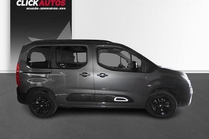 Usado Citroën Berlingo Shine 100 CV (73 kW) 2024 Monovolumen