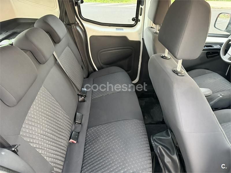Usado Peugeot Bipper 68 CV (50 kW) 2009 Blanco Monovolumen