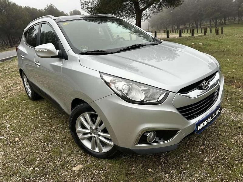 Usado Hyundai ix35 GLS 136 CV (100 kW) 2012 Plateado SUV