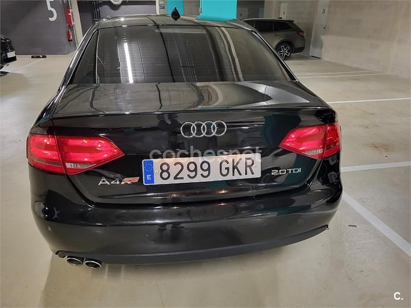 Usado Audi A4 143 CV (105 kW) 2009 Negro Berlina