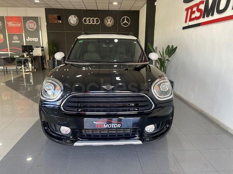Usado Mini One Countryman 102 CV (75 kW) 2019 Negro SUV
