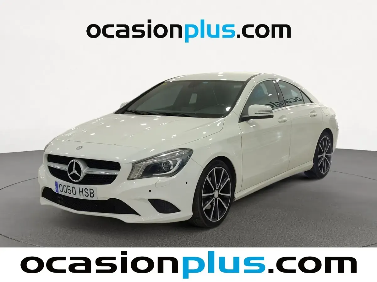 Usado Mercedes CLA220 Urban 170 CV (125 kW) 2013 Berlina