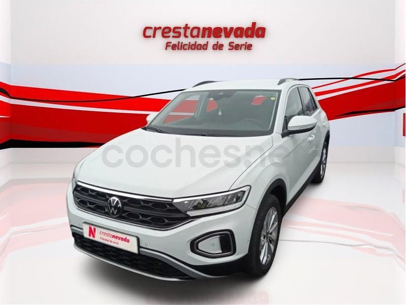 Usado VW T-Roc Life 150 CV (110 kW) 2023 Blanco SUV